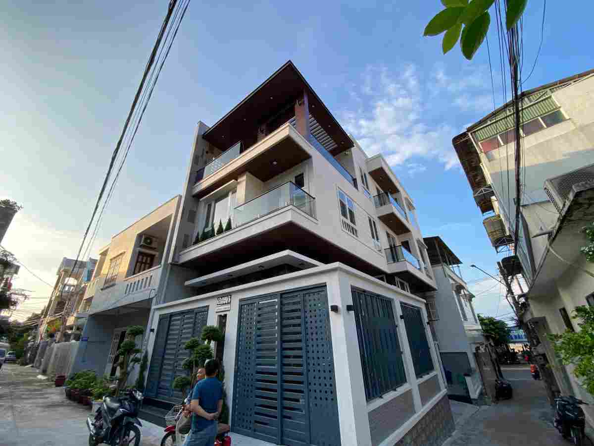 Bán nhà Trần Phú Vũng Tàu 118m², 1 trệt 2 lầu, sổ hồng hoàn công